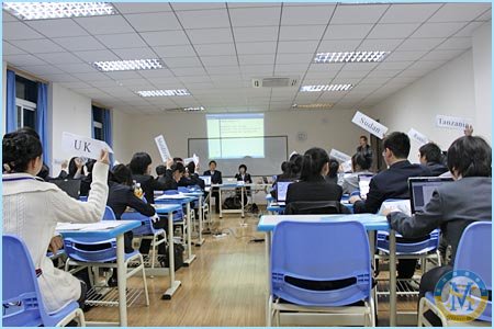 美視學子成功舉辦該校首屆“模聯”大會