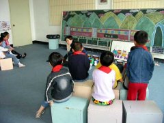 《快樂的火車》——小學音樂、美術整合藝術公開課（16/05/03）