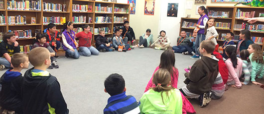  【美國全浸課堂體驗營】營員與美國學(xué)生一起學(xué)習(xí) 