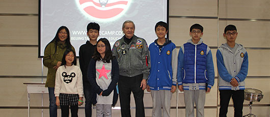  與美國航空航天局的親密接觸--NASA顧問訪校 