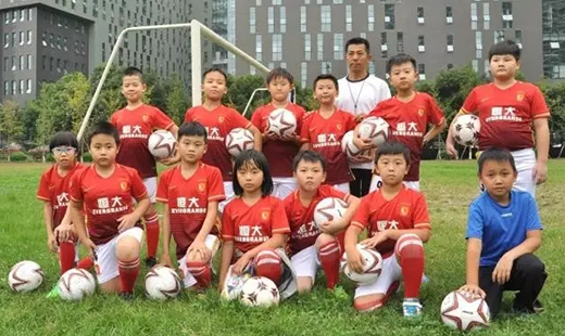 陽光體育 快樂運動——IB-PYP足球隊誕生記