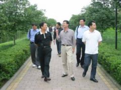 福州市教育代表團到我校參觀