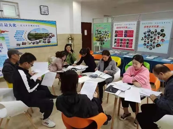 凝心聚力,砥礪前行——初中數學魔創課堂