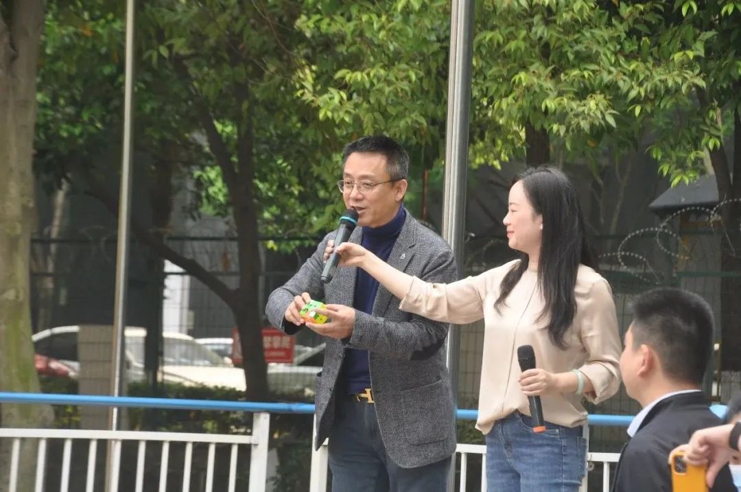 0526-775.jpg 0526-775.jpg