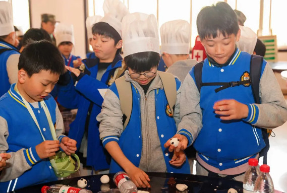 載一籃春光，撒滿路歡笑——小學部春季研學之旅